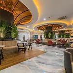 Hotel Dream Fun World