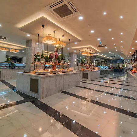 Dream Fun World מלון